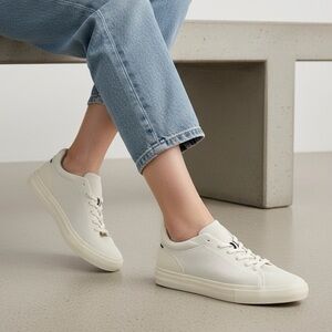 ROTHY’S The Women’s RS02 Sneaker In Bone Ivory